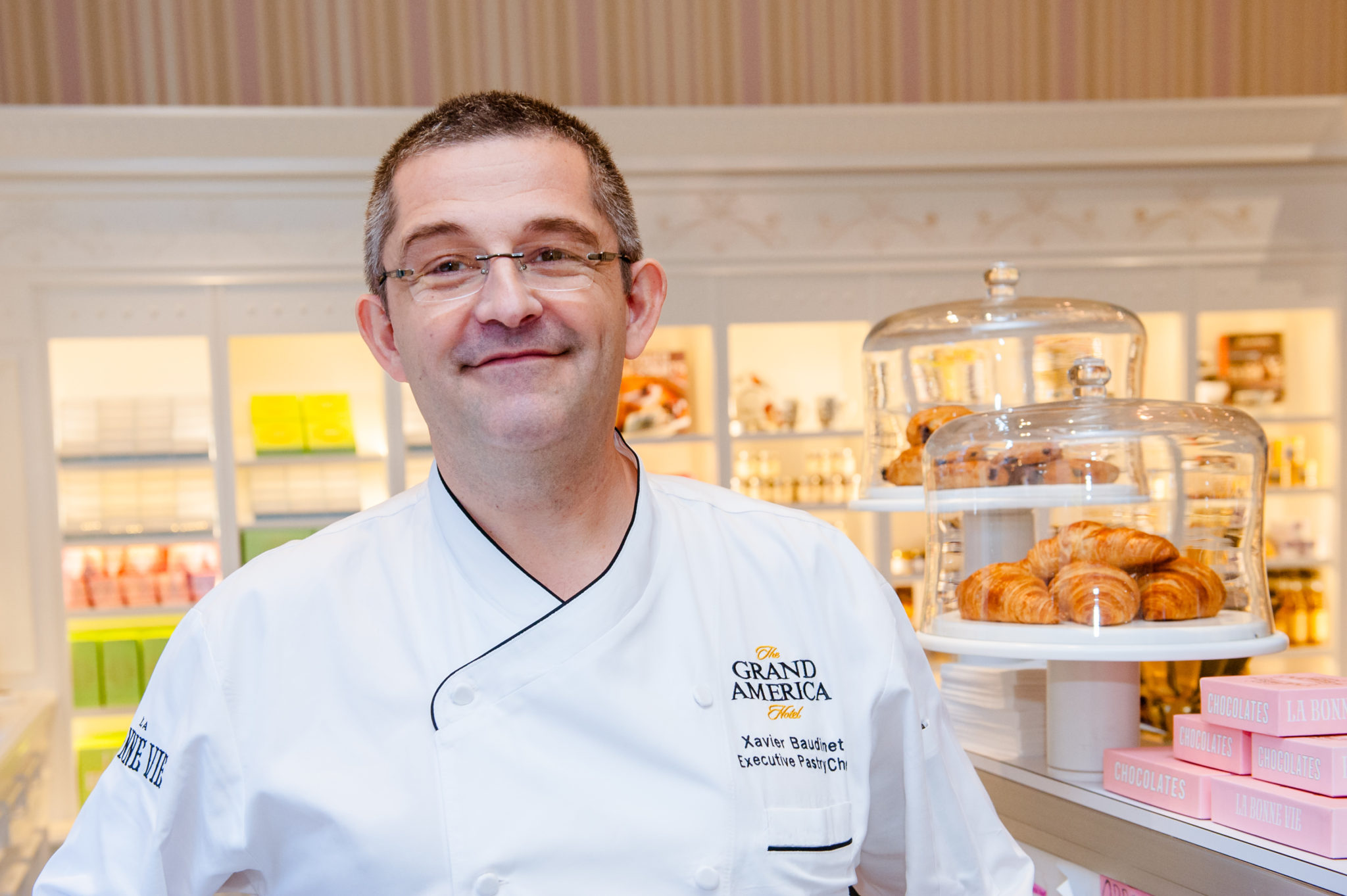 Sweetening Your Wedding with Polished Pastries at the Grand America Hotel -  Utah Bride \u0026 Groom, image size:2048x1363